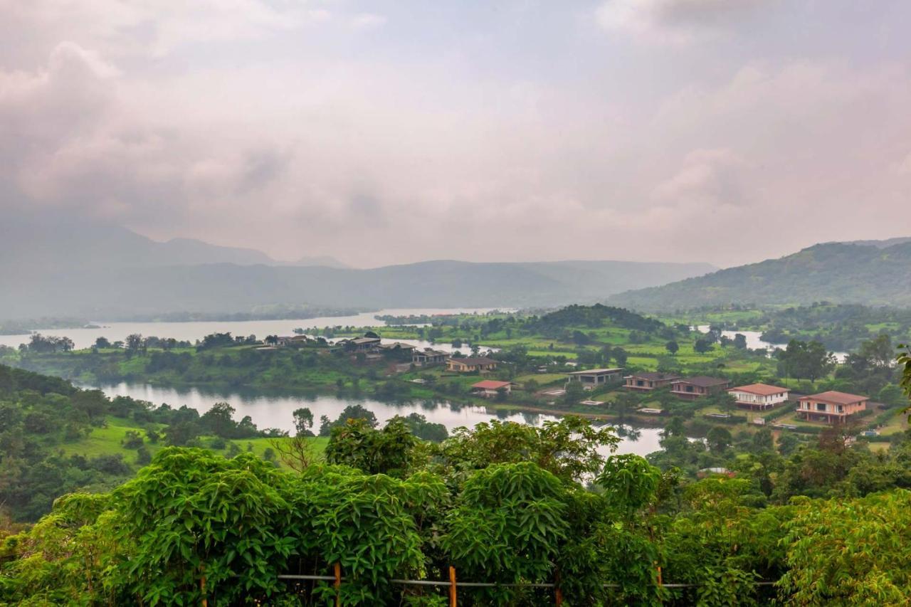 Stayvista'S Shivom Villa 12 - A Serene Escape With Views Of The Valley And Lake Lonavala Bagian luar foto