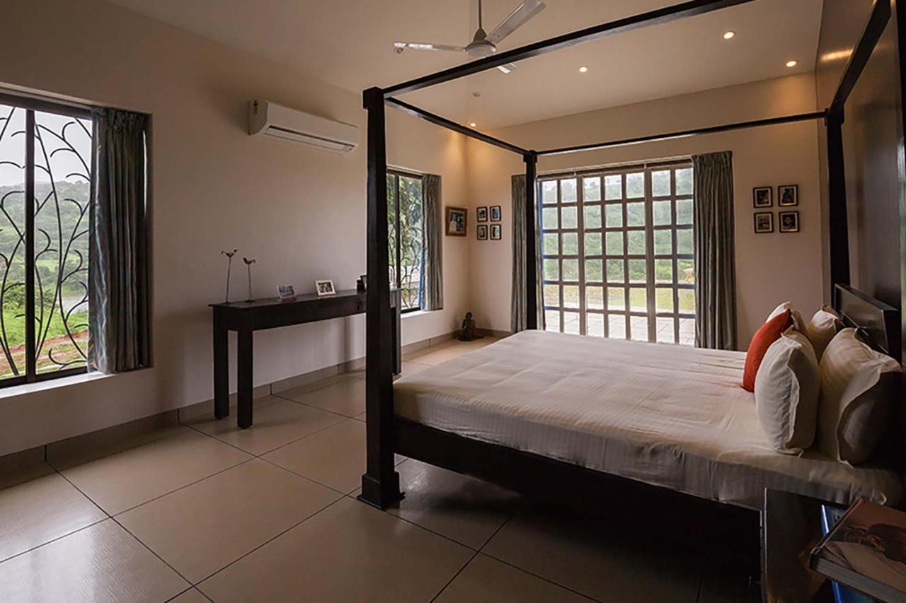 Stayvista'S Shivom Villa 12 - A Serene Escape With Views Of The Valley And Lake Lonavala Bagian luar foto