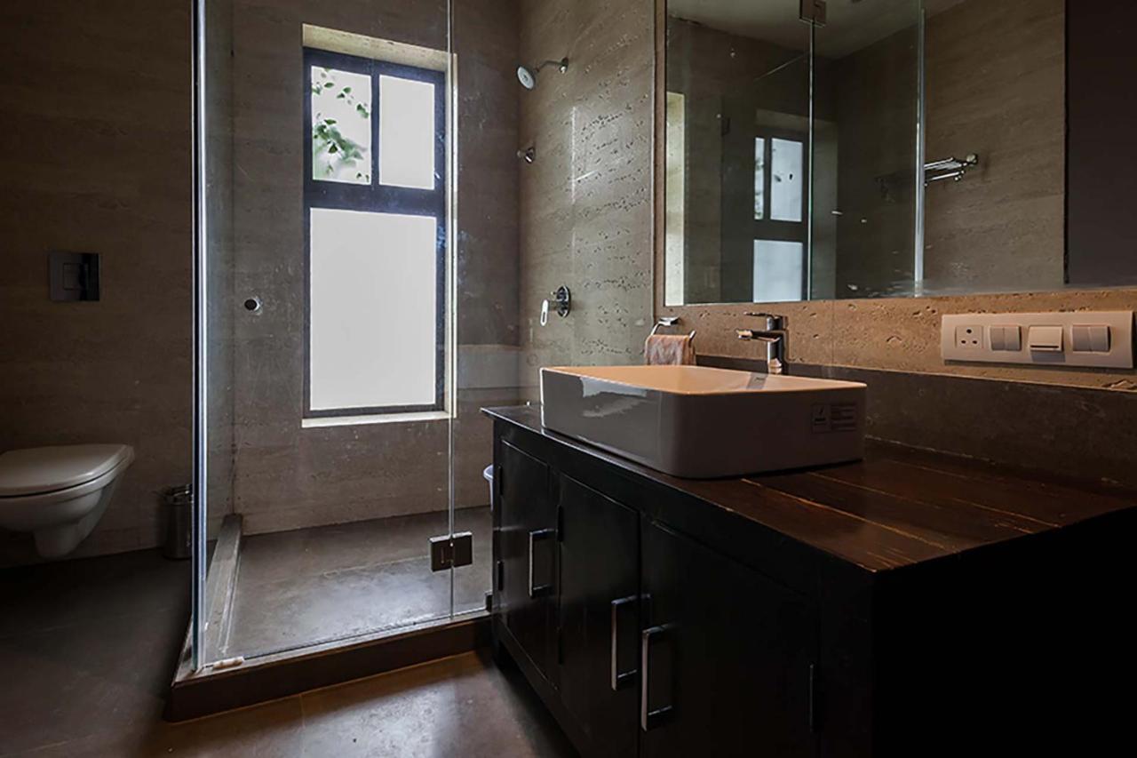Stayvista'S Shivom Villa 12 - A Serene Escape With Views Of The Valley And Lake Lonavala Bagian luar foto