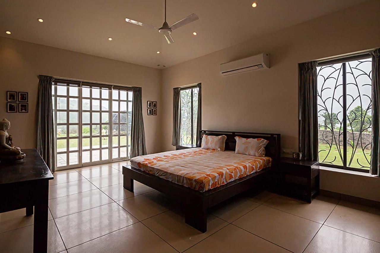 Stayvista'S Shivom Villa 12 - A Serene Escape With Views Of The Valley And Lake Lonavala Bagian luar foto